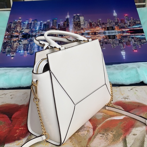 MICHAEL KORS PRISM LG SATCHEL OPTIC WHITE - Picture 4 of 16